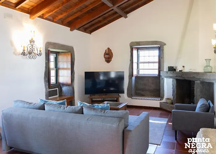 Casa Vaquinhas By Ponta Negra Azores *