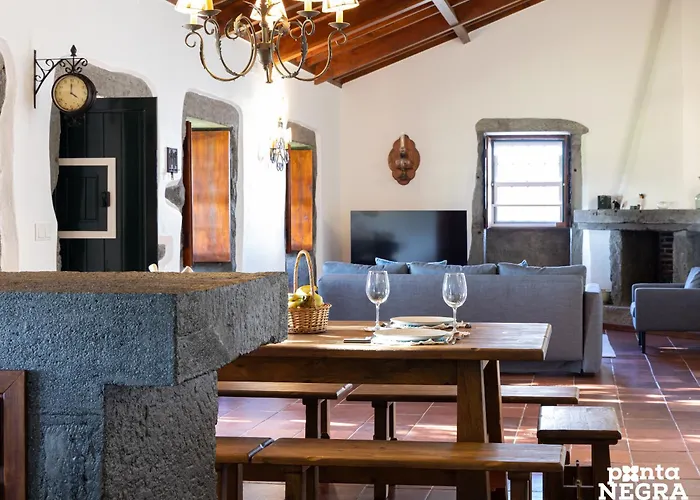 Casa Vaquinhas By Ponta Negra Azores 펜션