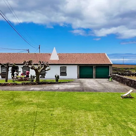 Casa Vaquinhas By Ponta Negra Azores Altares