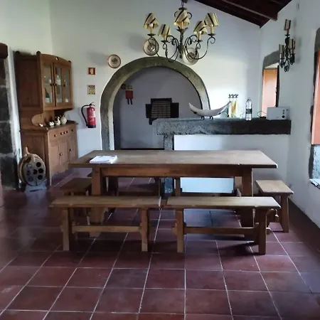 Casa Vaquinhas By Ponta Negra Azores *