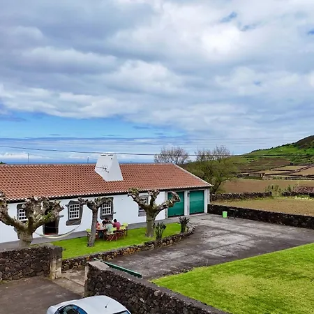 Casa Vaquinhas By Ponta Negra Azores * Altares