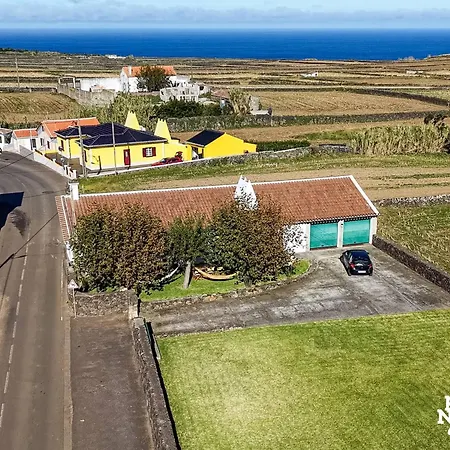 Casa Vaquinhas By Ponta Negra Azores بيت للعطل