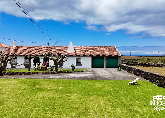 Casa Vaquinhas By Ponta Negra Azores *
